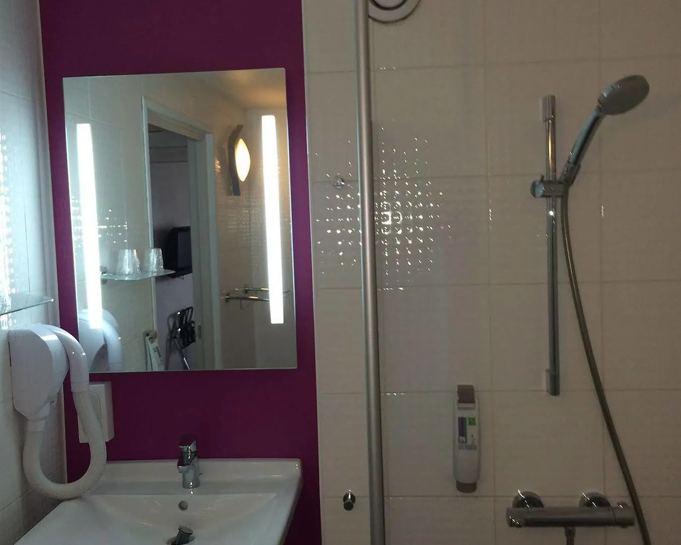Ibis Styles Lille Centre Gare Beffroi Hotel 3*,